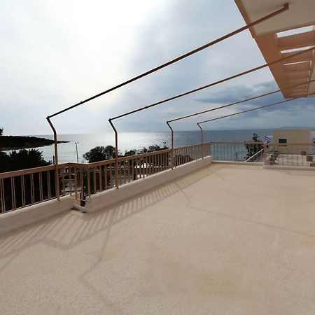 Seaside Renovated Top Floor Apartment Saronida Eksteriør bilde
